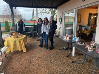 Nikolaus-Päckchen-Abholaktion auf unserer Tennisanlage